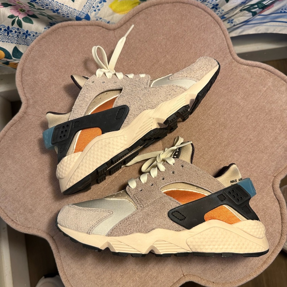 Nike Huarache Moon Fossil